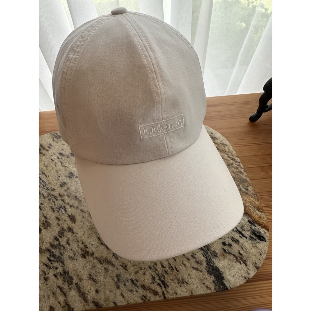 Lululemon Baseball Cap Logo Visible Boat Golf Tennis Jog UV Cream Adjust Light